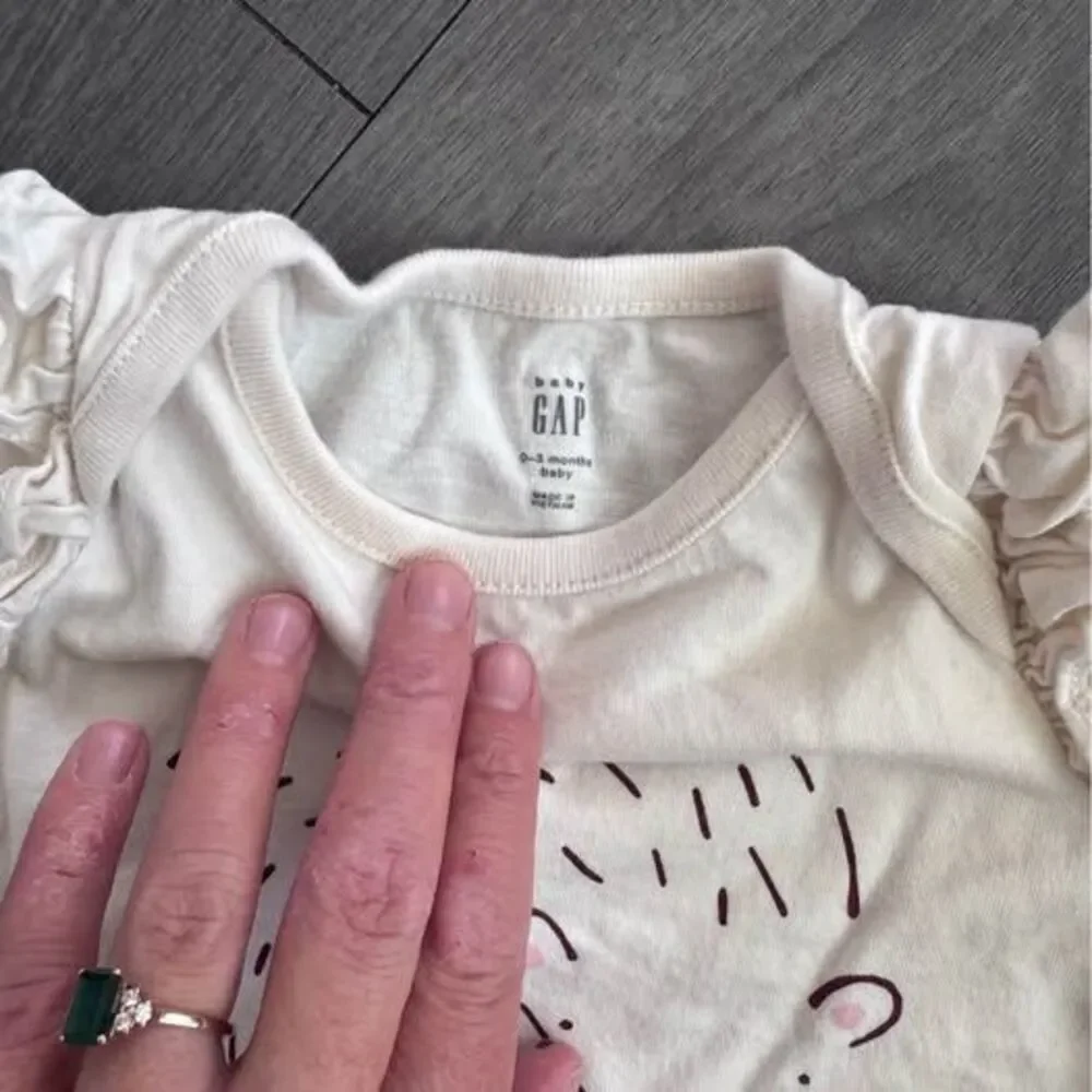 Baby Gap Hedgehog Set 0-3 Months